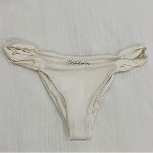 Frankie’s Bikinis Cheeky Bikini Swim Bottoms • Size: Medium M • White